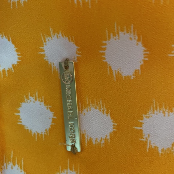 Michael Kors - Picture 2 of 4